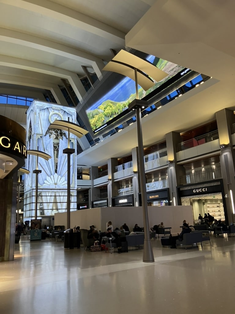 LAX