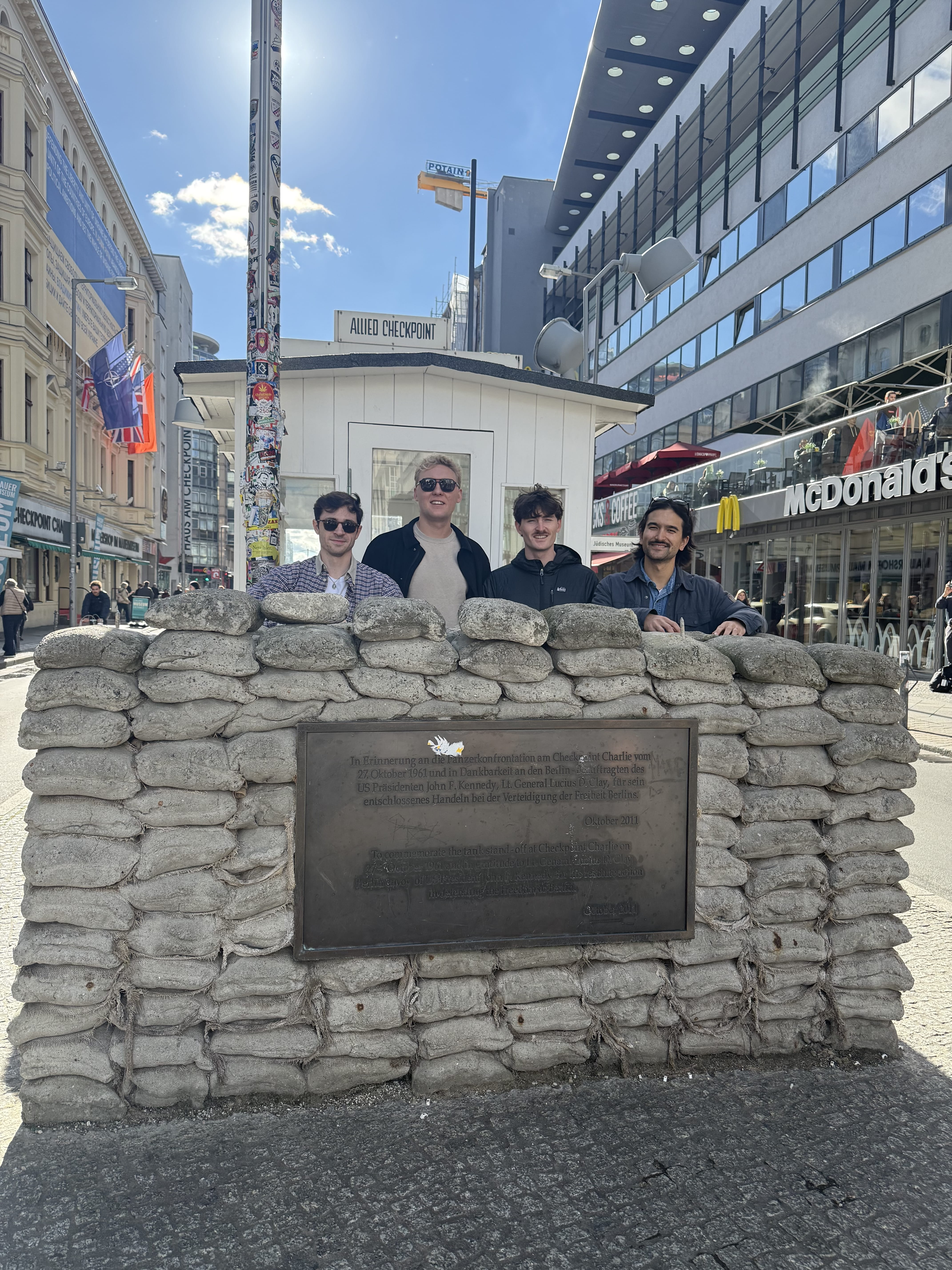 US Checkpoint